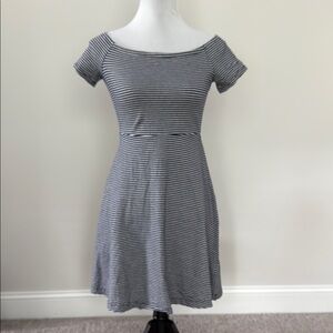 Old Navy Blue and White Off-Shoulder Fit and Flare Mini Dress Sz XS